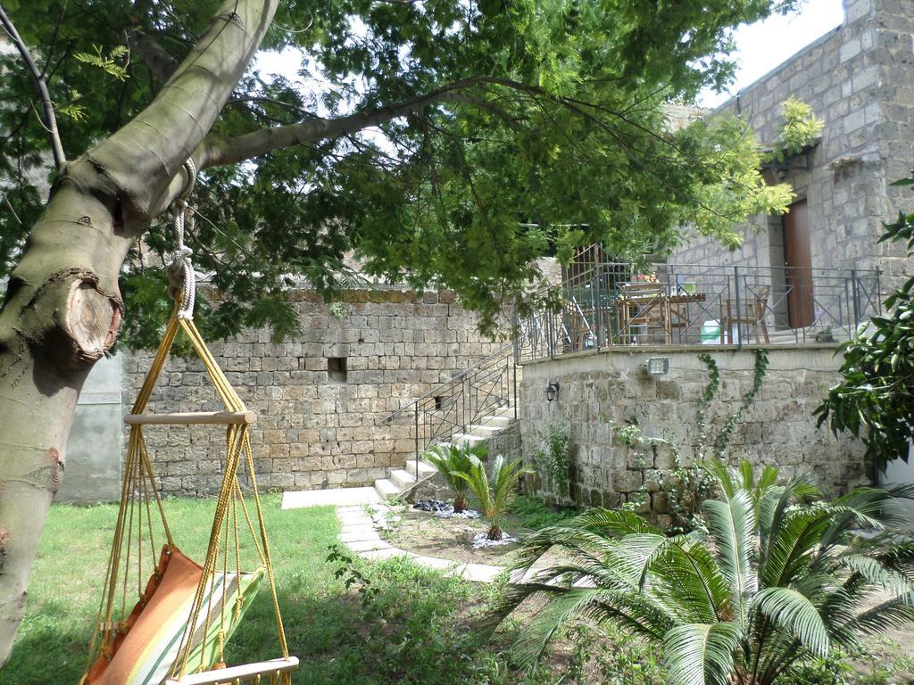 Casa Vacanze Antica Capua سانتا ماريا كابوا فيتيري الغرفة الصورة