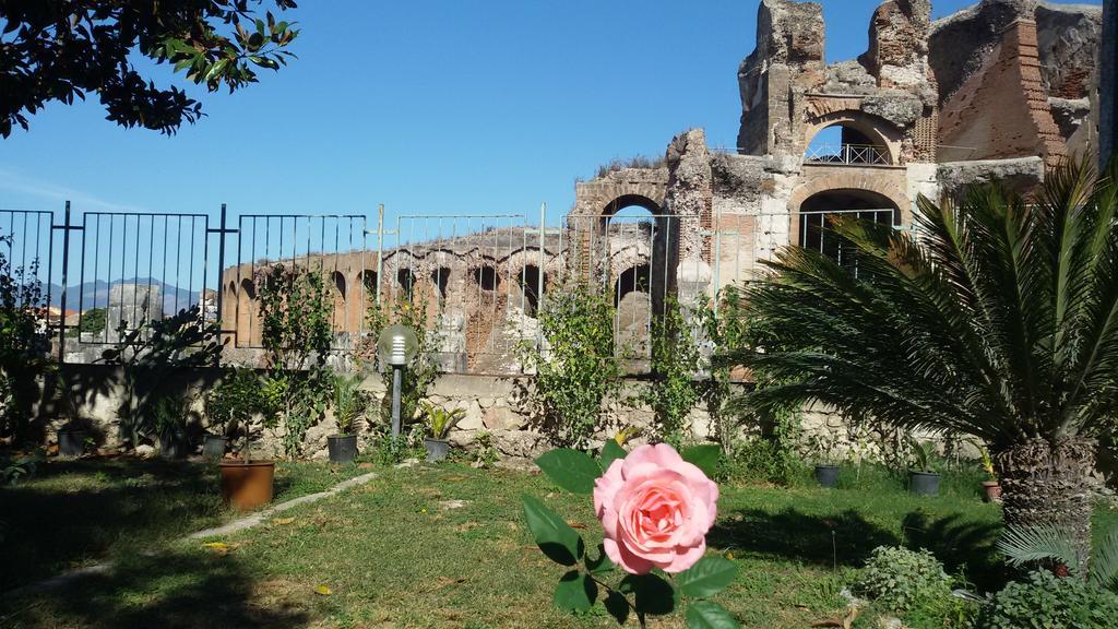 Casa Vacanze Antica Capua سانتا ماريا كابوا فيتيري المظهر الخارجي الصورة